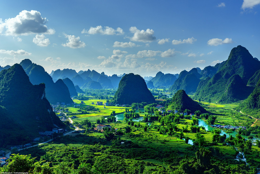 Bao La Đất Trời Quê Hương Xanh Ngời Gallery 1