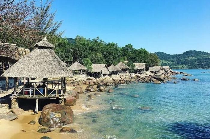 Bãi Rạng Sơn Trà - Thiên Đường Hoang Sơ Giữa Lòng Quảng Ngãi Gallery 1