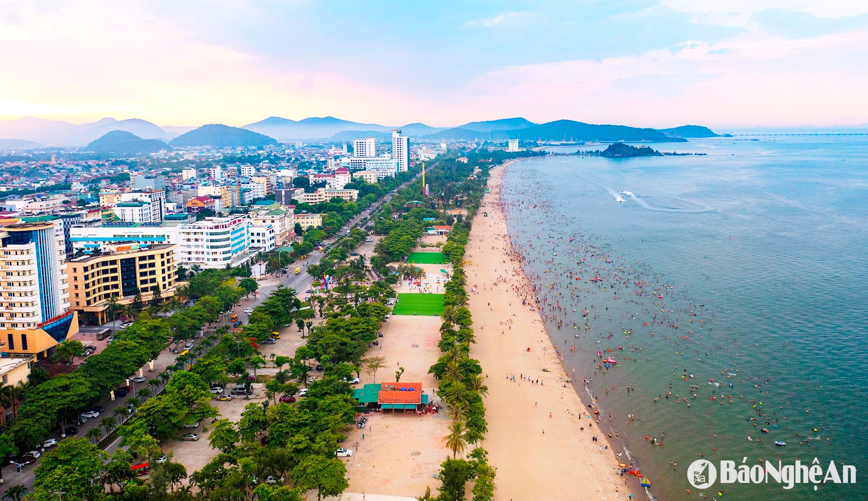 Cảnh Biển Cửa Lò: Thiên Đường Nghỉ Dưỡng Bên Bờ Biển Miền Trung Gallery 1