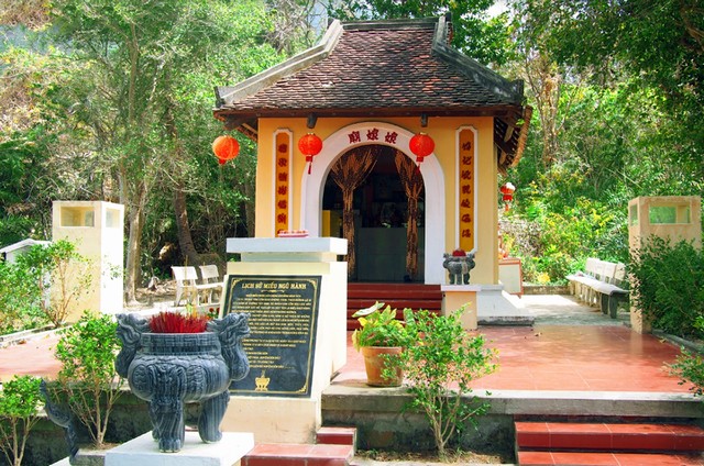 Miếu Ông Địa Côn Đảo Gallery 1