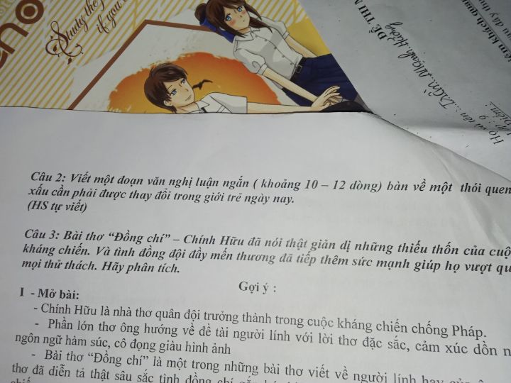 Thói quen sử dụng điện thoại thông minh quá mức của giới trẻ