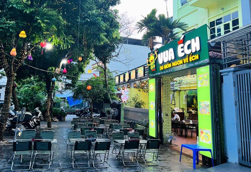 Vua Ếch Long Biên: Huyền Thoại Hay Sự Thật?