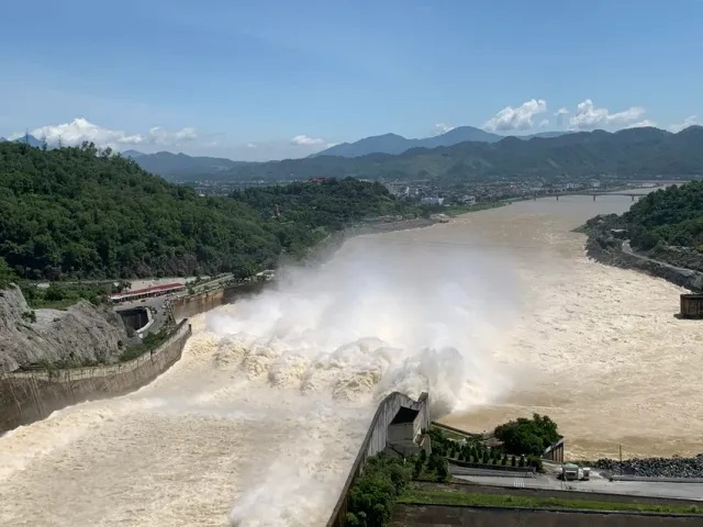 Xả lũ là gì?
