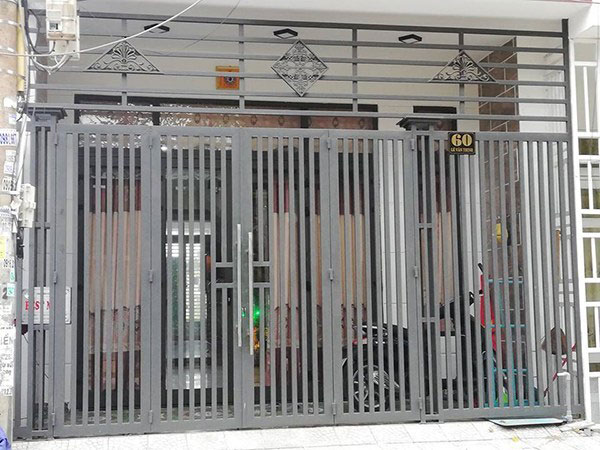 Mẫu Cửa Sắt 6 Cánh Đẹp Gallery 1