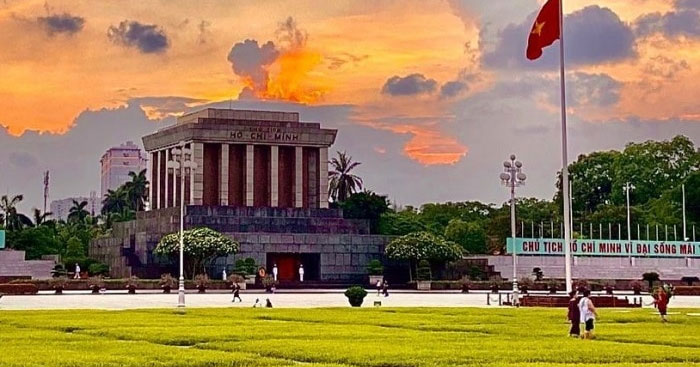 Văn Nghị Luận Viếng Lăng Bác Gallery 2