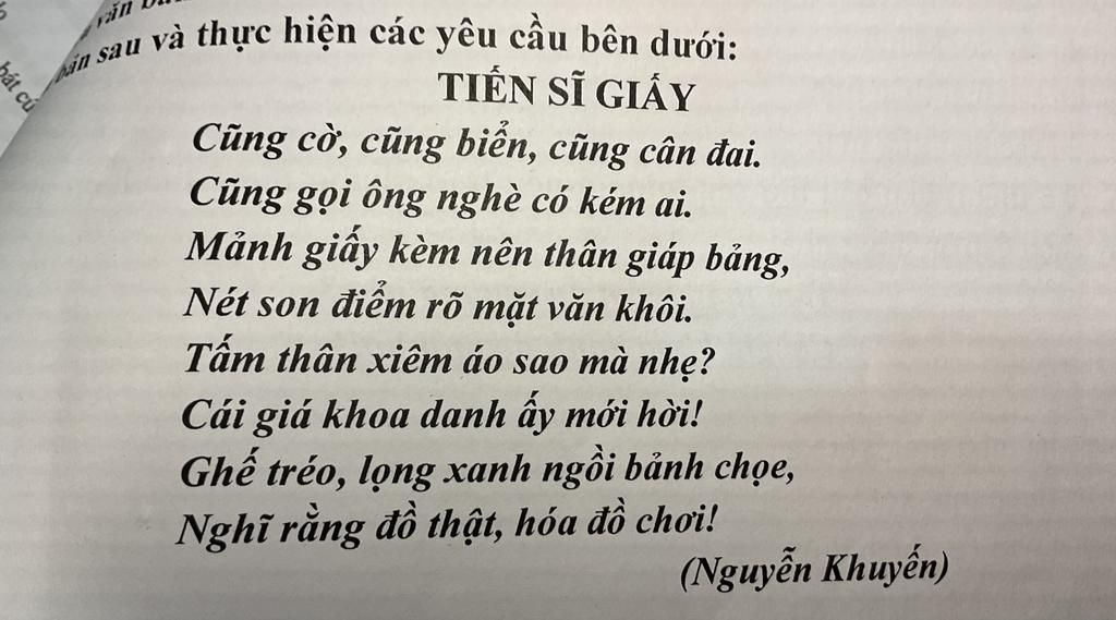 Bài Thơ Tiến Sĩ Giấy - Giải Thích Ý Nghĩa Và Giá Trị Gallery 1