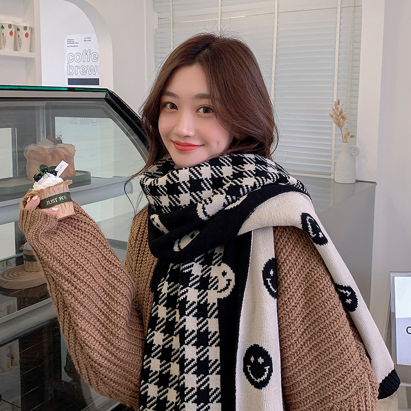 Tặng khăn quàng cổ có ý nghĩa gì? Gallery 1