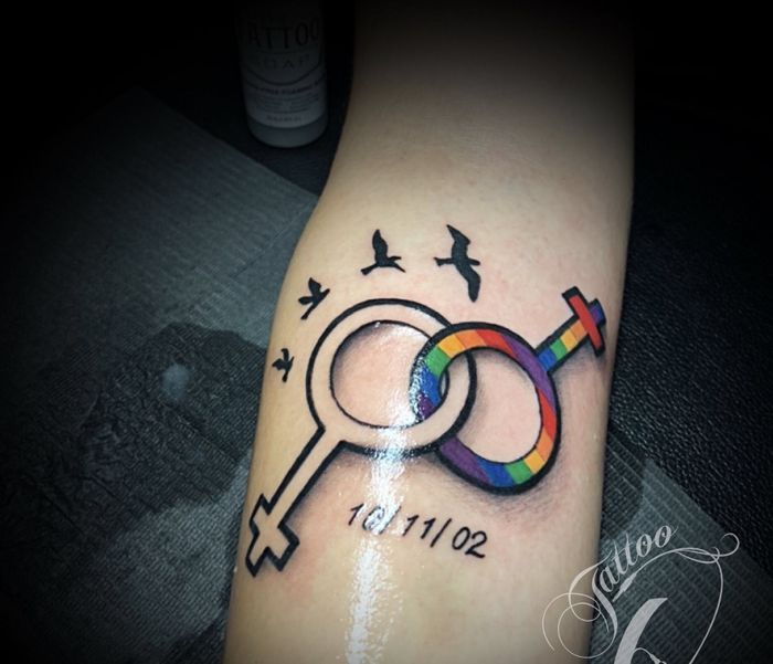 Hình Xăm Biểu Tượng LGBT: Sự Lựa Chọn Tự Do Và Tôn Vinh Tình Yêu Gallery 1