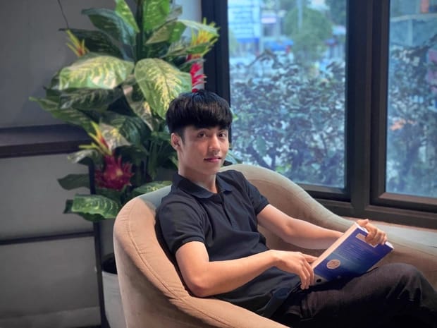 Meme Em Họ Sơn Tùng: Nguồn Gốc, Ý Nghĩa và Sự Phát Triển Gallery 2