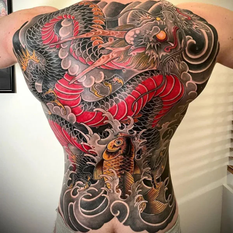 Hình Xăm Đầu Rồng Kín Lưng: Sự Lựa Chọn Hoàn Hảo Cho Nam Giới Cá Tính Gallery 1