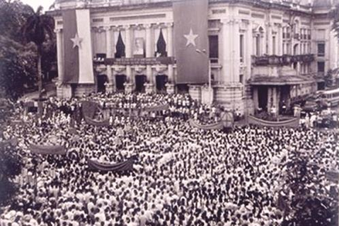 Ý nghĩa quan trọng nhất của Cách mạng tháng Tám năm 1945 là gì?