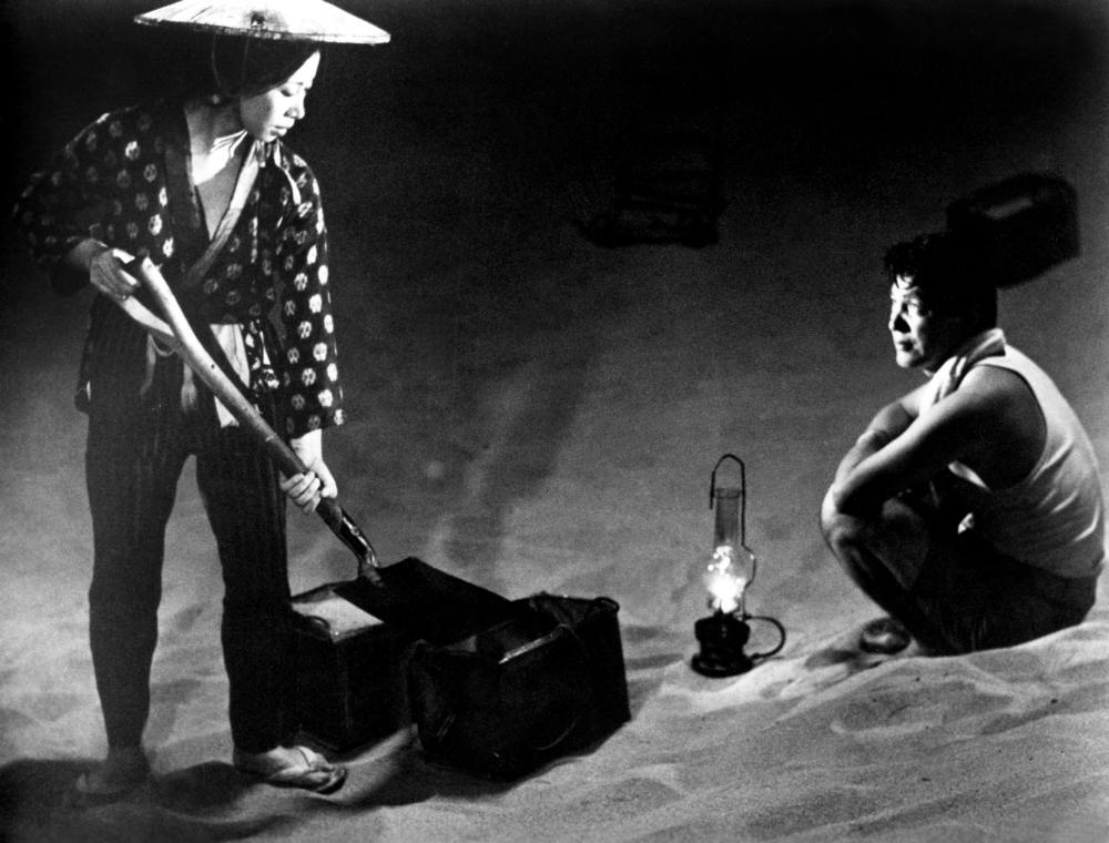 Người đàn bà trong cồn cát Gallery 1