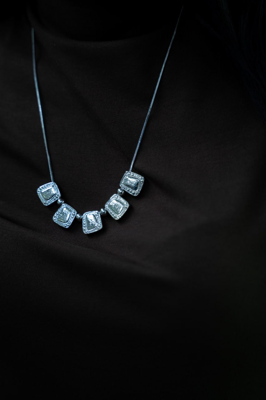 На шею - 1