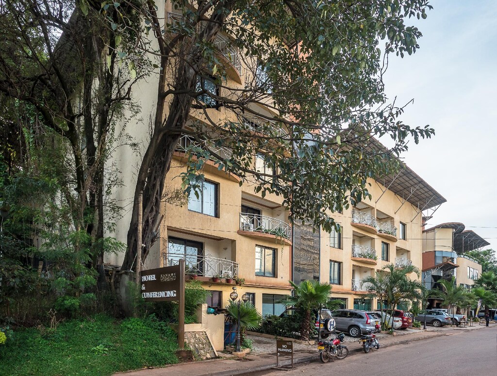 Mackinnon Suites