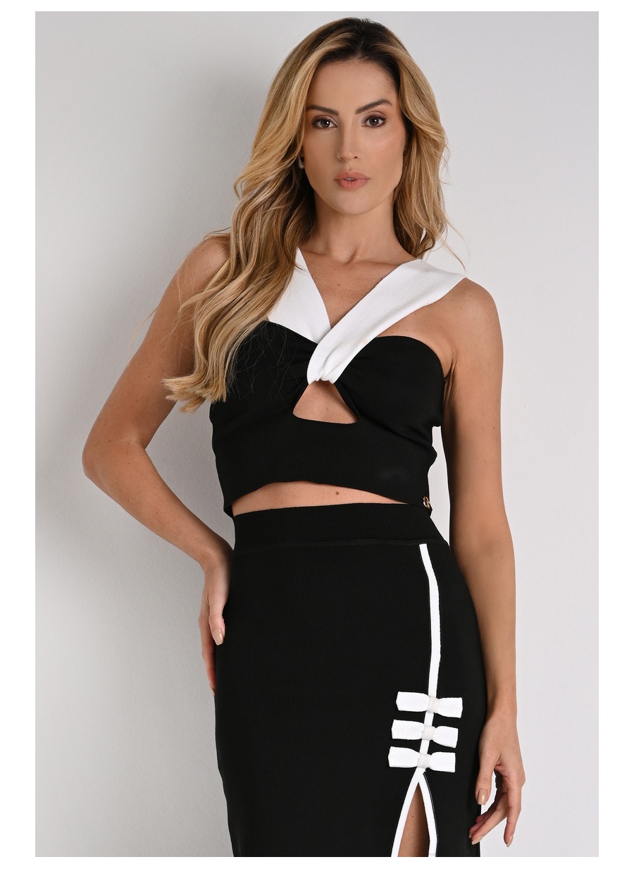 Cropped Bicolor