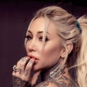 parisvipervip / theparisviper