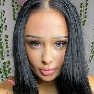 nickiluxury / nickyluxury