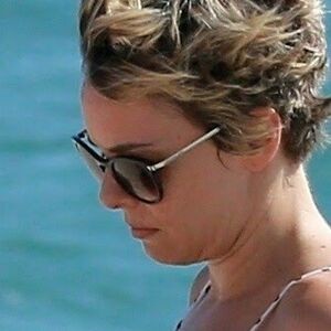 Regiane Alves / regianealves