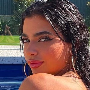 Krissy Bertone / Krissybertone / krissy.bertone