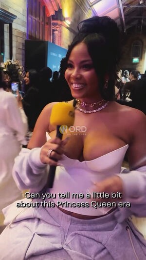 Joelah Noble / joelahnoble