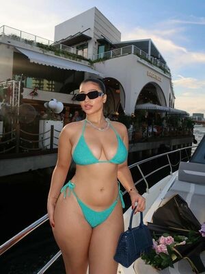 Kiarra Storm / kiarra_storm