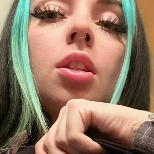 Aleacat / https: / sadgirlsclubtv