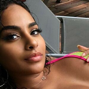 Ayisha Diaz / AyishaDiaz