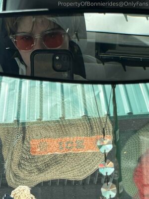 bonnieandrideclub / bonnierides