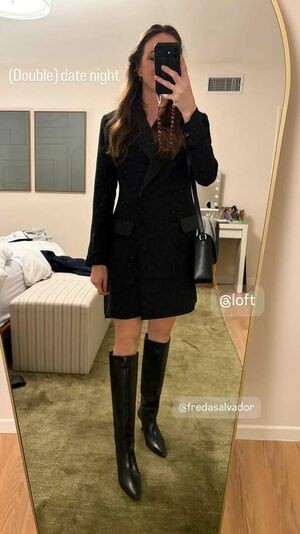 Danielle Panabaker / dpanabaker