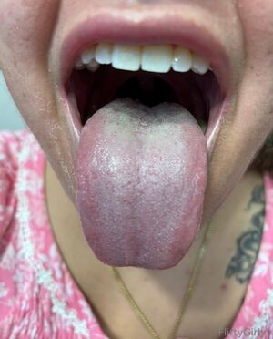 bellathecat / bigbellathecat