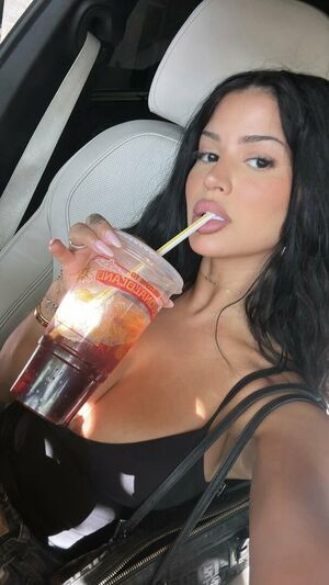 Sincerelyjuju / s1ncerelyjuju