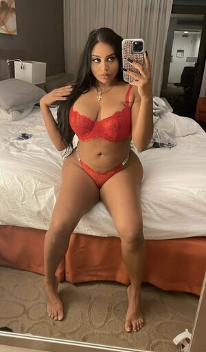 PryaDesi / pryadesigirl