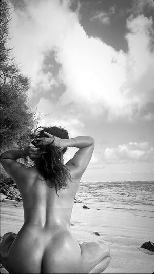 Hawaii Baddies / minniemichele