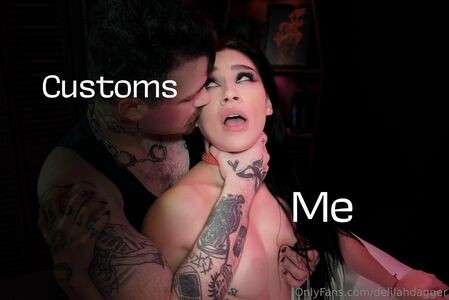 delilah.dagger / delilahdagger