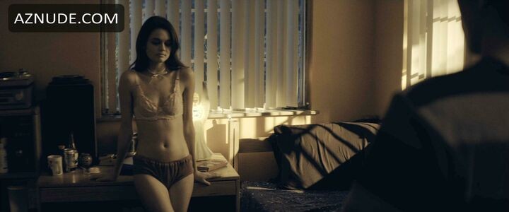 Ciara Bravo / ciarabravo