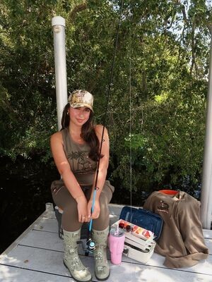 Jasmin Glover / jasminngloverr