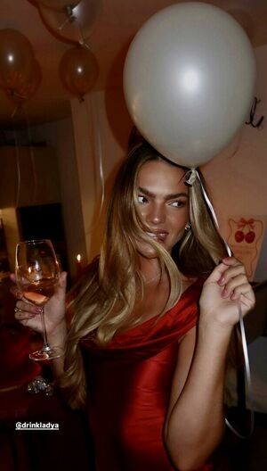 Louisa Johnson / louisa