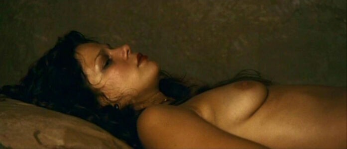 Karoline Herfurth / karolineherfurth