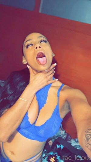 lexvuitton_ / tae_lexxx