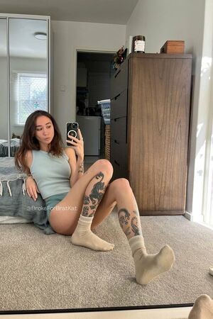 BrokeForBratKat / Goddess Katariina