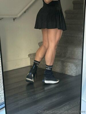 love_queen_bee / lovequeenbee