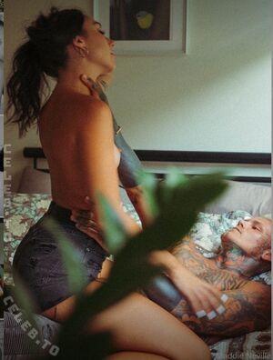 Maddieneville / bbymaddz / mane.intimates