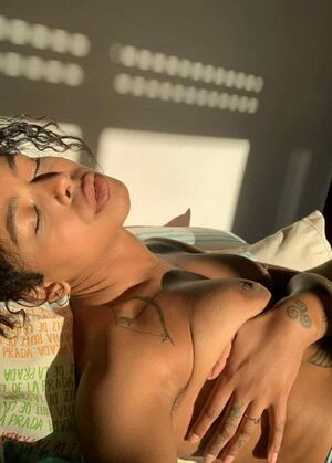 babecleoo / yourcleopathra