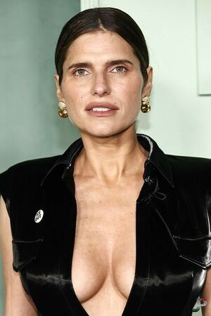 Lake Bell / lakebell