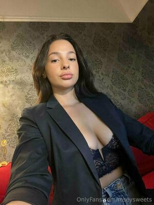 rosey_sweets / roseysweets