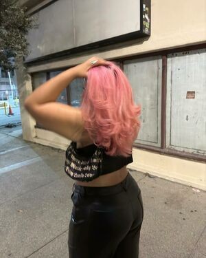 Citlali Flores / uuggh_as_if