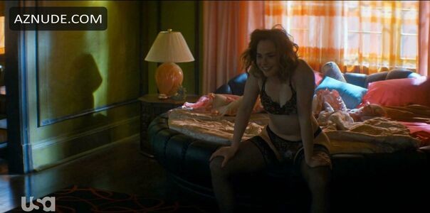 Fiona Dourif / fionadourif