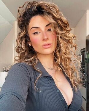 mariannanagno / mariinagoan