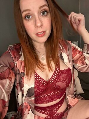 Katieeeee / littlekatiebeth / sleepsleep / snildeep