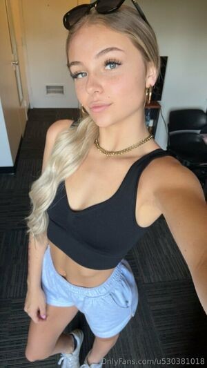 kenzieblake / kenzieblakeee